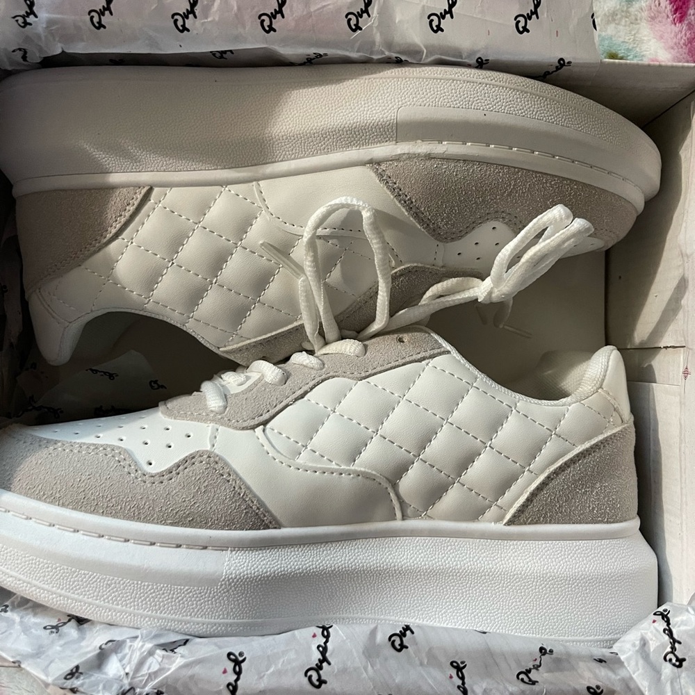 Qupid sneakers